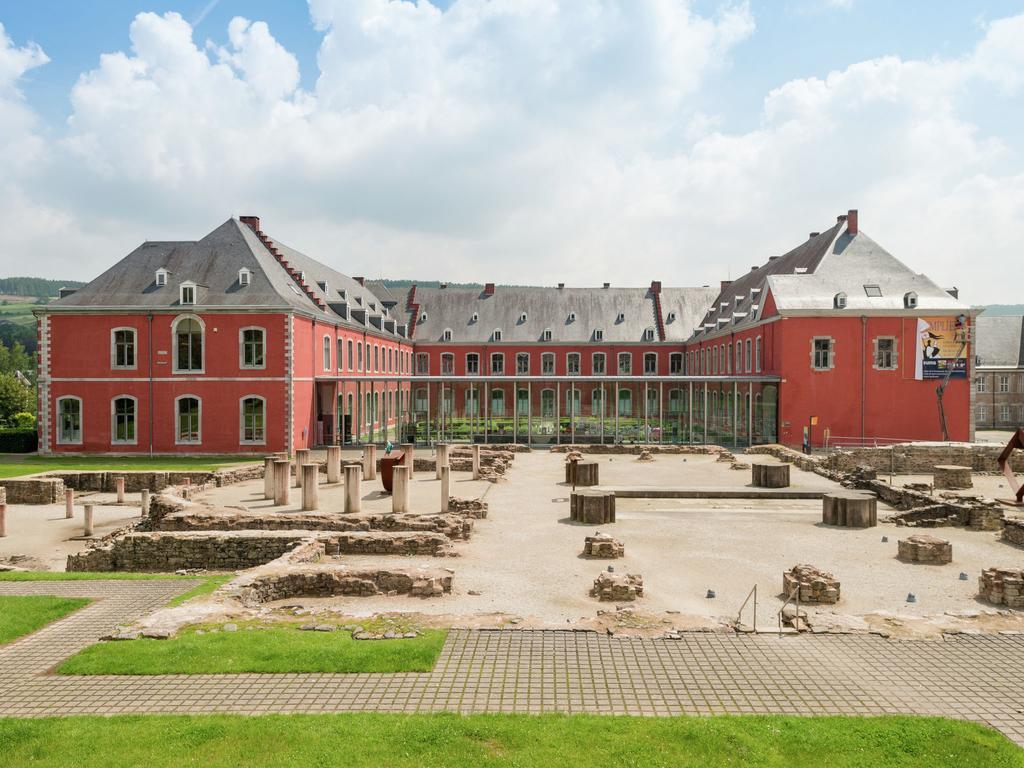 Farm With Lovely Panoramic Views Villa Stavelot Exterior photo