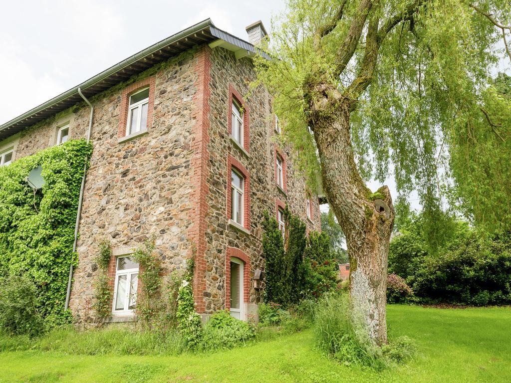 Farm With Lovely Panoramic Views Villa Stavelot Exterior photo